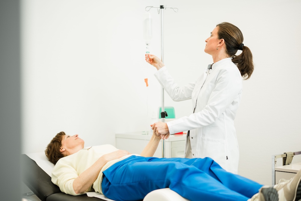 schmerztherapie-koeln-innenstadt- behandlungszimmer-loew